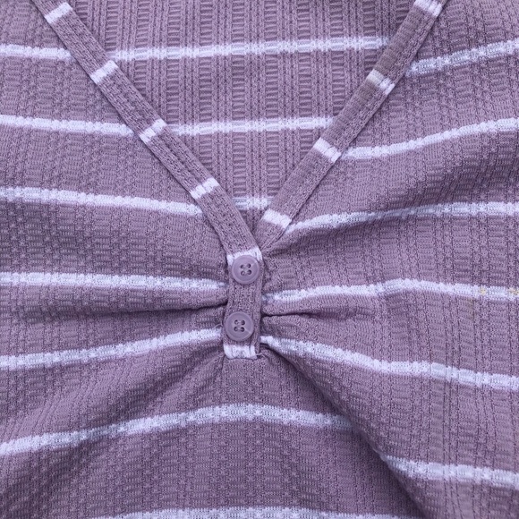 f21 trendy shirt! - Picture 2 of 3